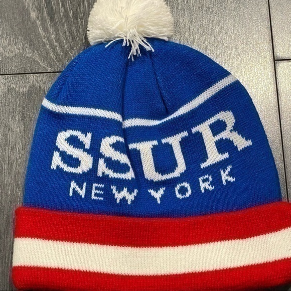 Unisex SSUR Rare New York Pom Beanie - Picture 2 of 3